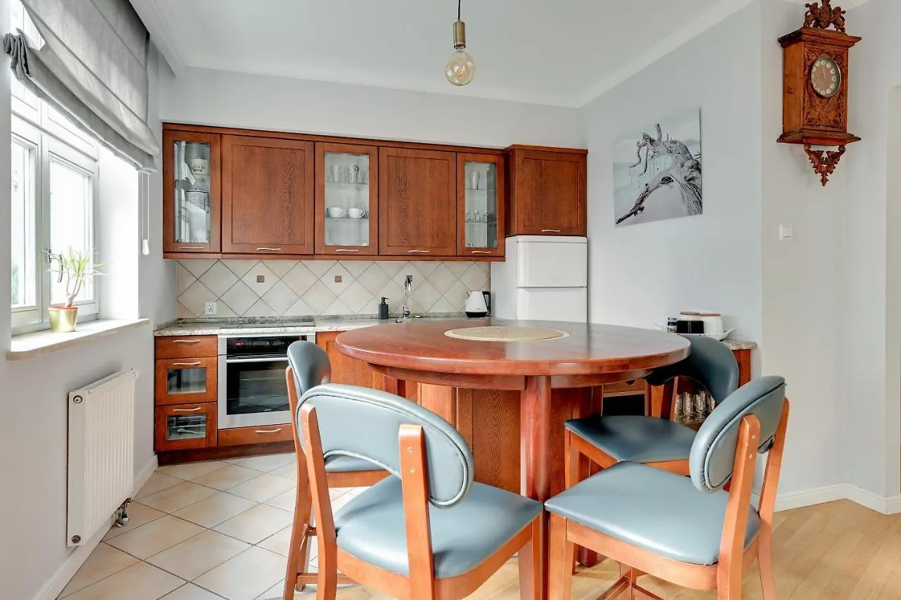Lion Apartments - Monte Cassino 38 Trzy Gracje Sopot Polska